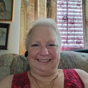 Meet your Posher, Deborah